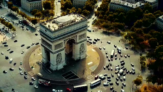 Traffic in Paris