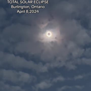 MOST BEAUTIFUL SOLAR ECLIPS JUST FEW SECONDS IN CANADA
