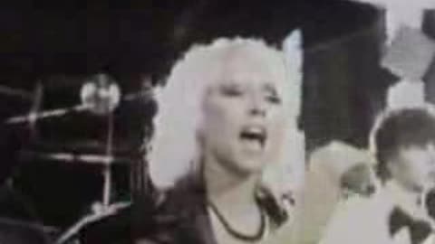 Blondie- Atomic