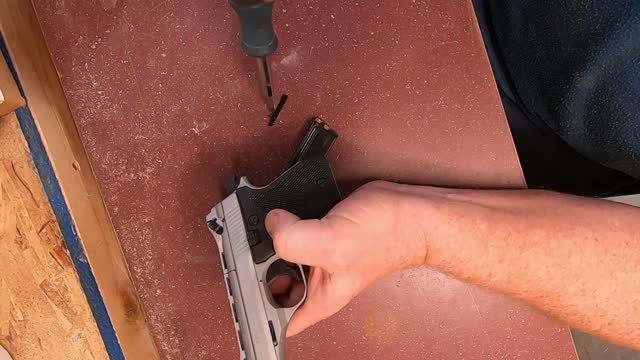 Modifying the HP .22 semi auto, WARNING NON CALIFORNIA compliant