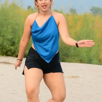 chal chaiya chaiya song _ viral video of bebonamita _ namita joshi official #trending #dance