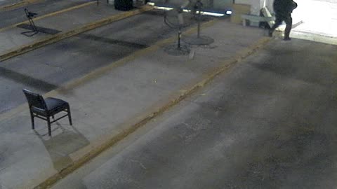 3138RHOBG3CStGarageLeftDoor_2021-01-06_21h40min46s747ms.mp4