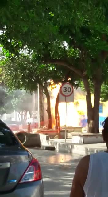 Incendio en Barranquilla por ruptura de tuberia de gas
