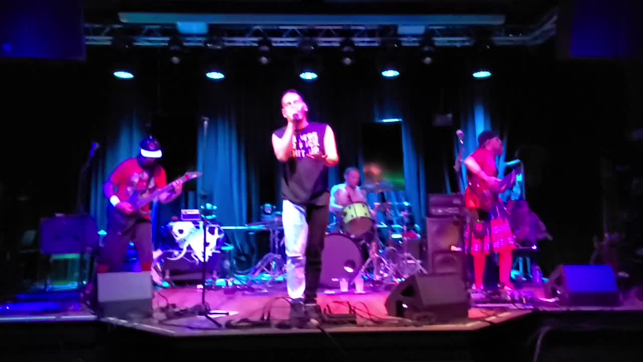 Guerrilla Red "Break Free"