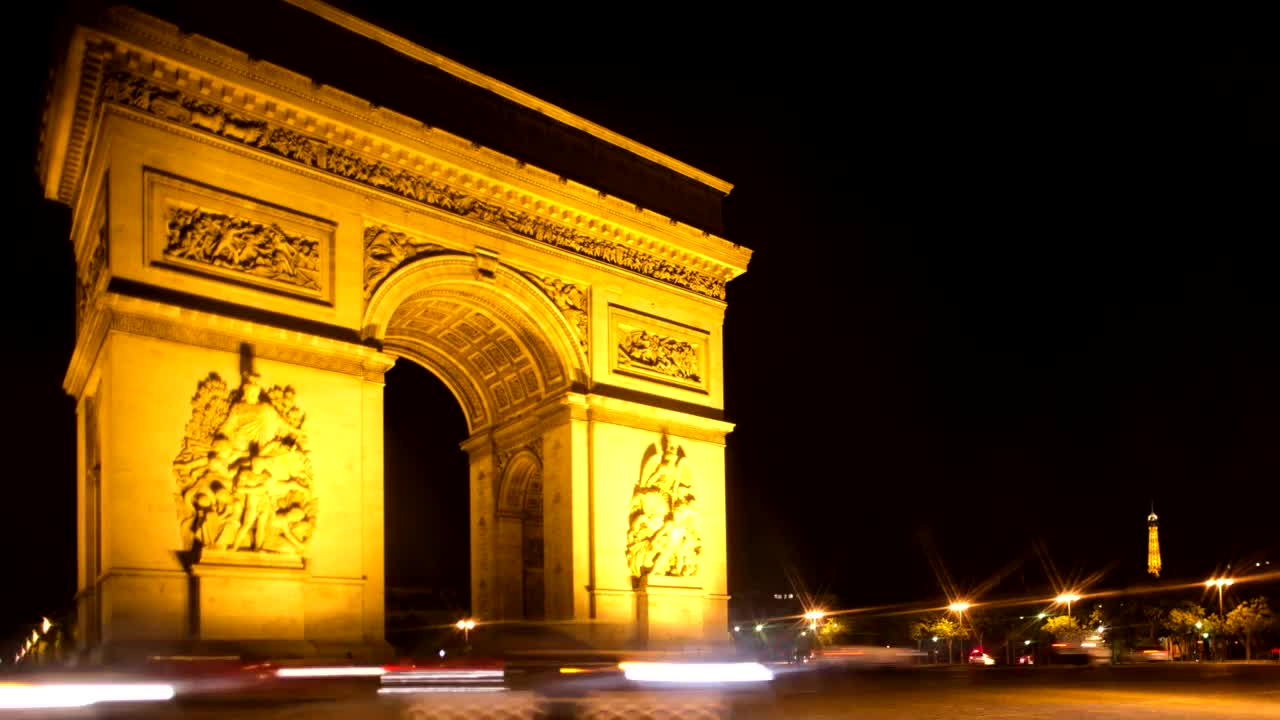 Time lapse of the arc of triumph