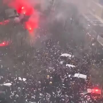 Torcedores do Real Madrid no Santiago Bernabéu WOW 🔥🤍 #UCL #RMAMCI #HalaMadridYNadaMas