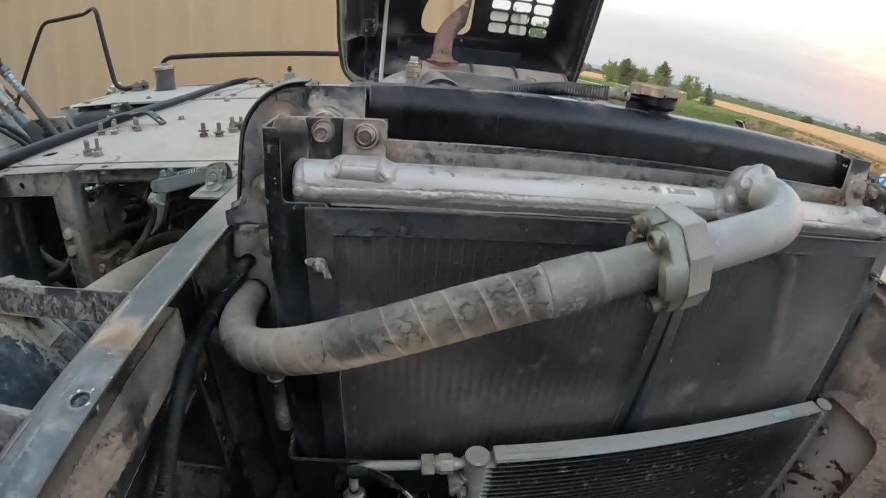 Link-Belt 210LX Excavator Radiator Install