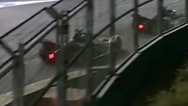 Beautiful! Lucas di Grassi Making The Move Stick