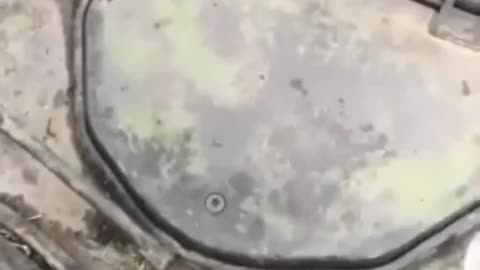 Russians soldiers who were raided by Ukraine troops,locked themselves into the tank