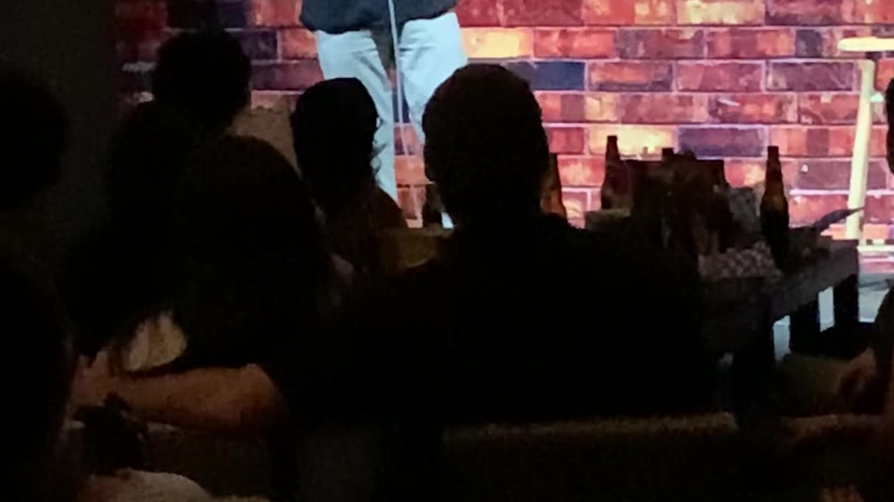 Charley Conga Comedy - Guadalajara Open Mic