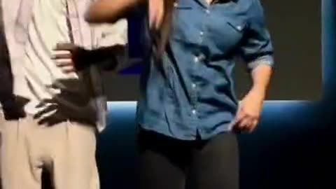 Teri badoni song and dance
