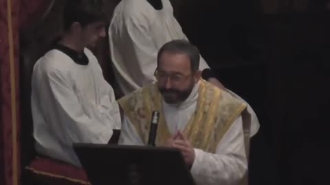 in nessun altro nome dato agli uomini c'è salvezza Festa del Santissimo. Nome di Gesù Omelia di don Alberto Secci Domenica 2 Gennaio 2022 Atti 4:12