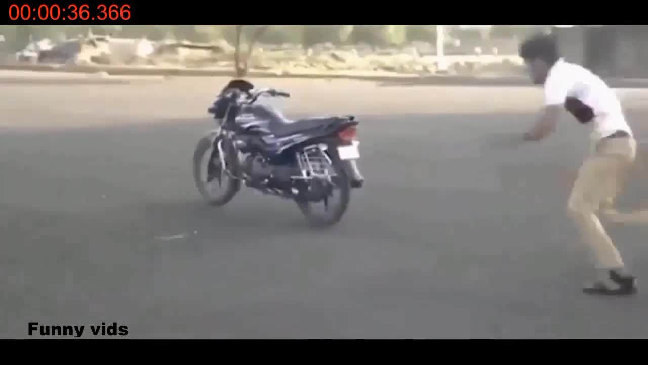 The motercycle will do it by self😂 | funny video | motercycle | funny | jzbgill