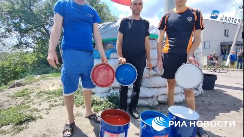 Ukrainian POW´s are now put to work...