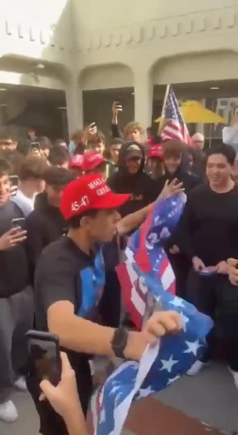 BEVERLY HILLS HIGH SCHOOL 90210