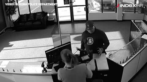 Pogledajte najglupljeg pljačkaša na djelu