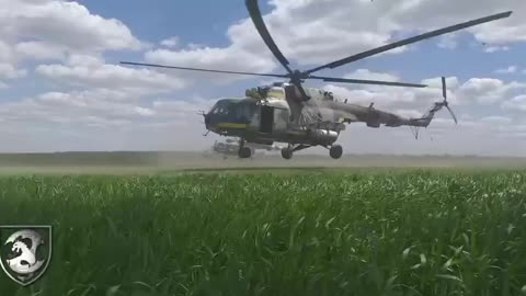 Incredible 4k Footage from Ukrainian Helicopter Pilots