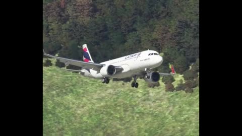 That pilot has some skills!!!