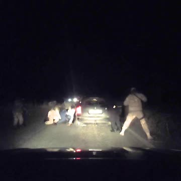 Ukrainian troops do not let people out of Mariupol, many are shot