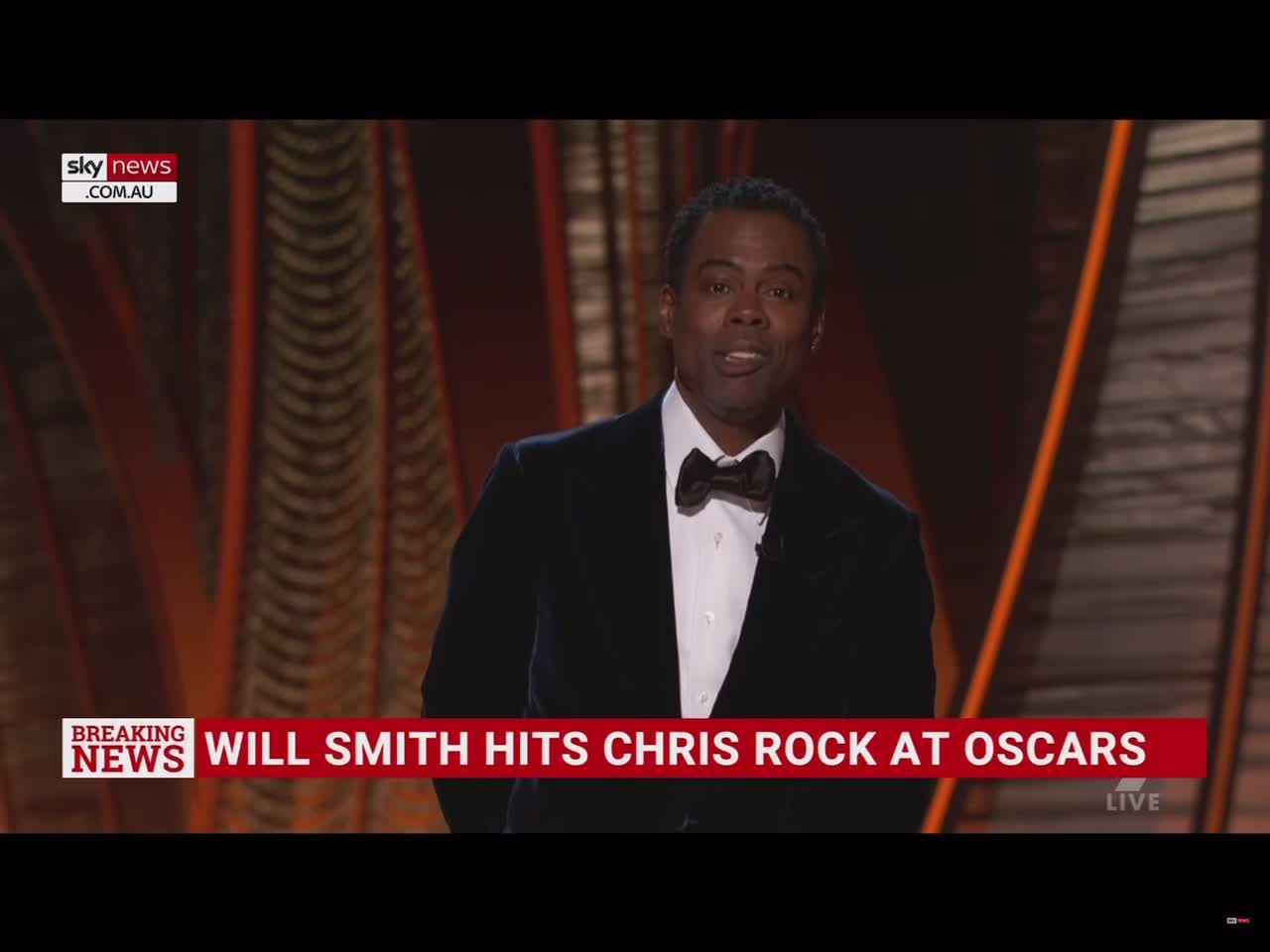 2022 Oscar’s Will Smith slaps Chris Rock in the face for making fun of wife’s alopecia / baldness