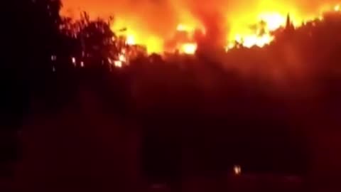 Zjarri ne ishullin Hydra