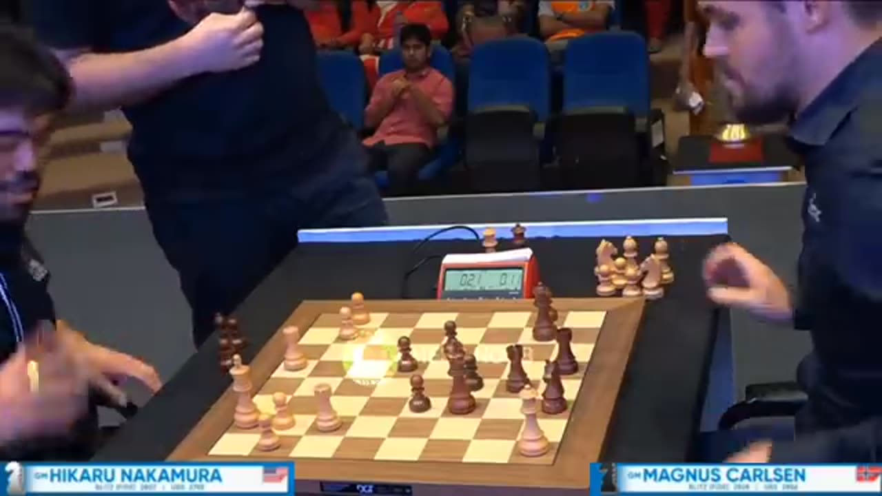 Magnus Carlson vs Hikaru chess.com