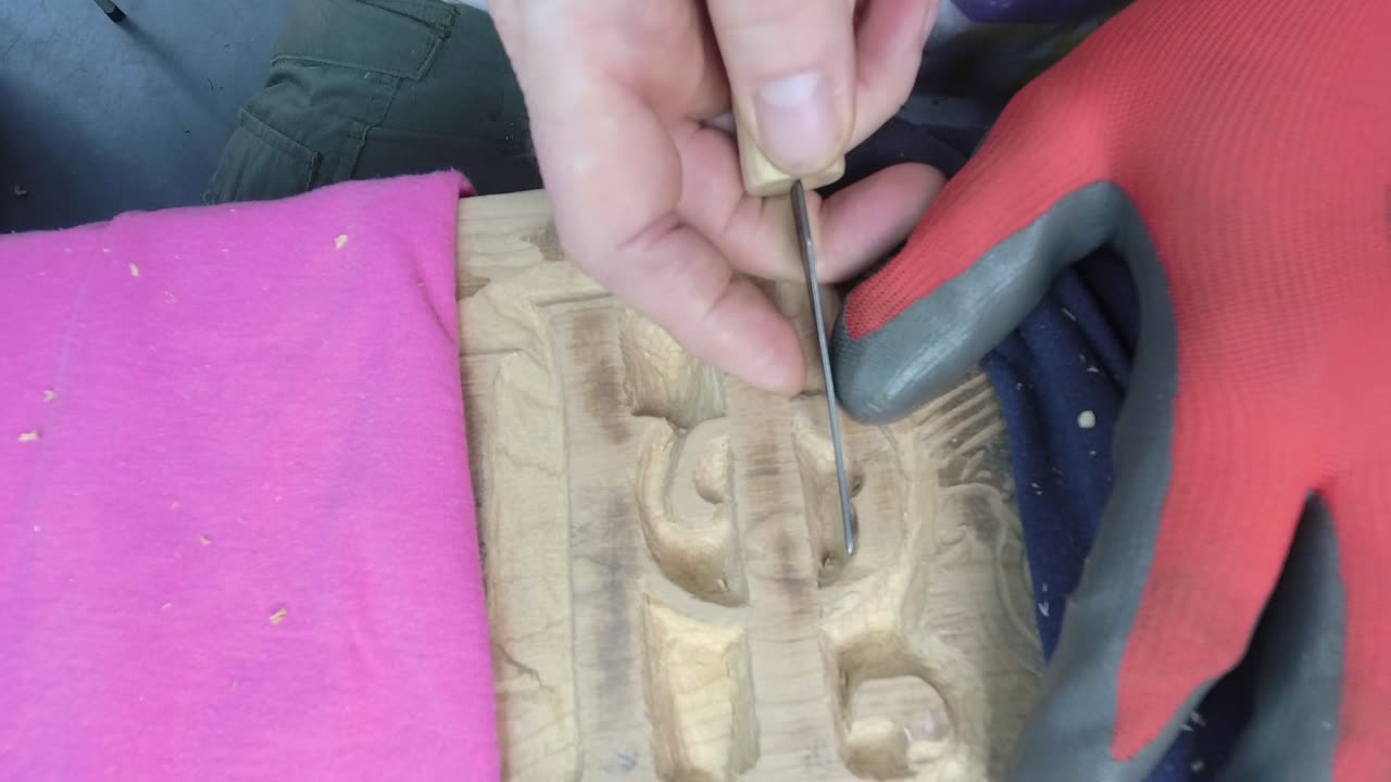 Hand Carveing Wood NR3