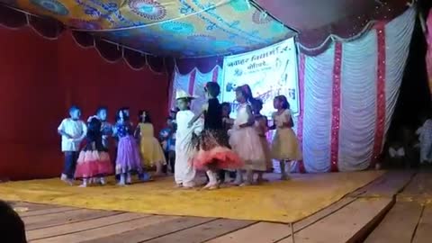 Baby dance