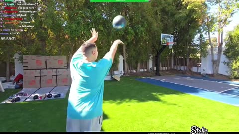 Lacy hit the CRAZIEST shot while Devin Booker was watching his stream