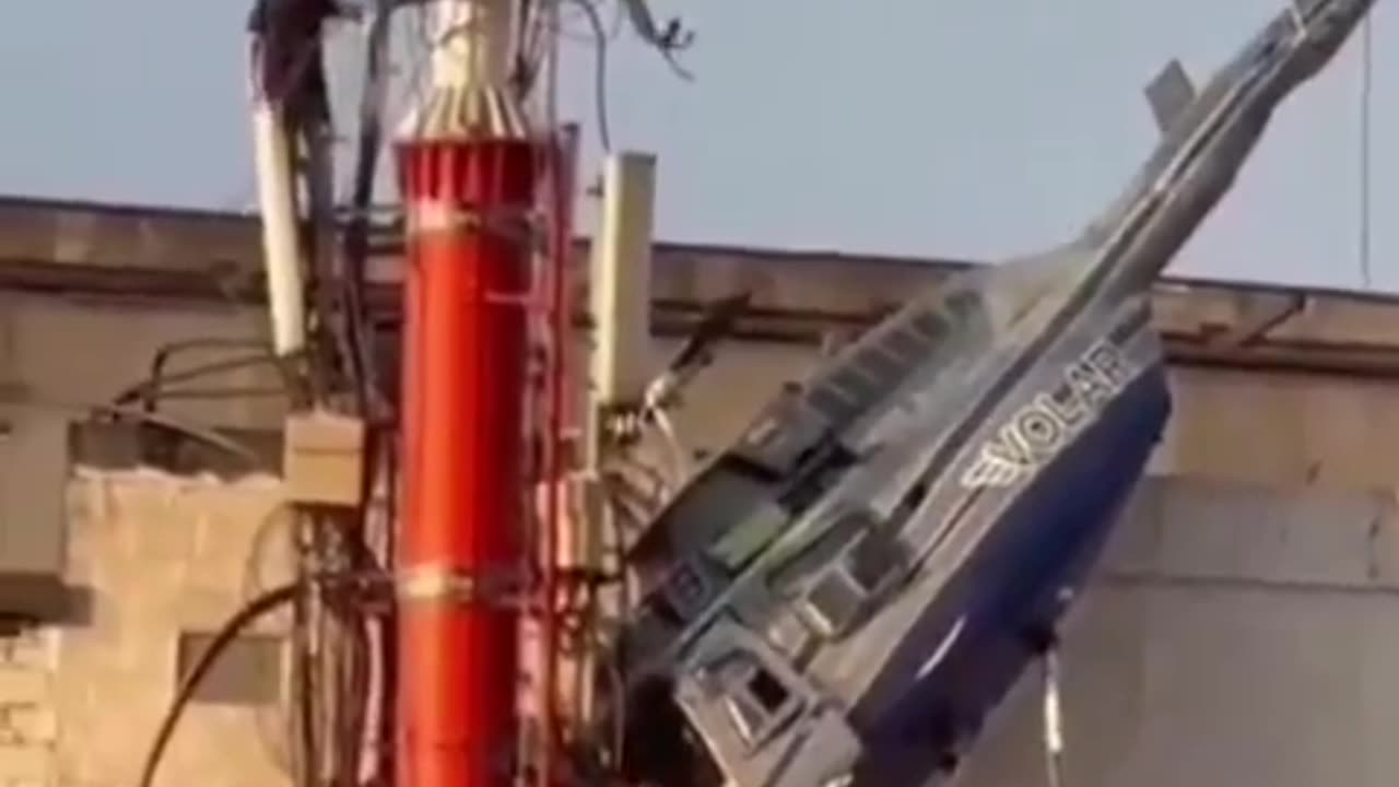 5G blocking the electronic equipments of this helicopter and making it collapse