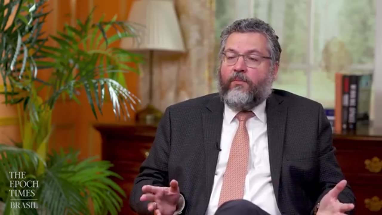 Exclusivo: Ernesto Araújo comenta sobre sabotagem alegada no Itamaraty