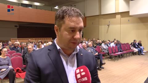 Vitez: Promocija knjige "Čuvam jednu kišu za nas"