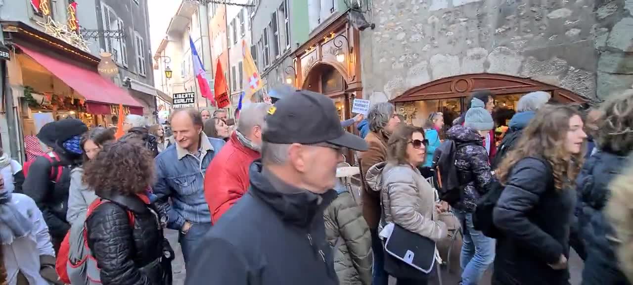 Manifestation Annecy le 20 11 2021