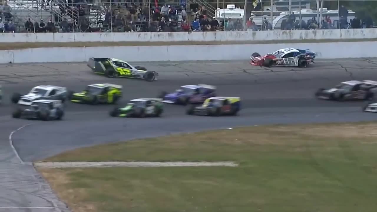 NASCAR Whelen Modified Tour 2020. Thompson Speedway Motorsports Park (2). Crashes