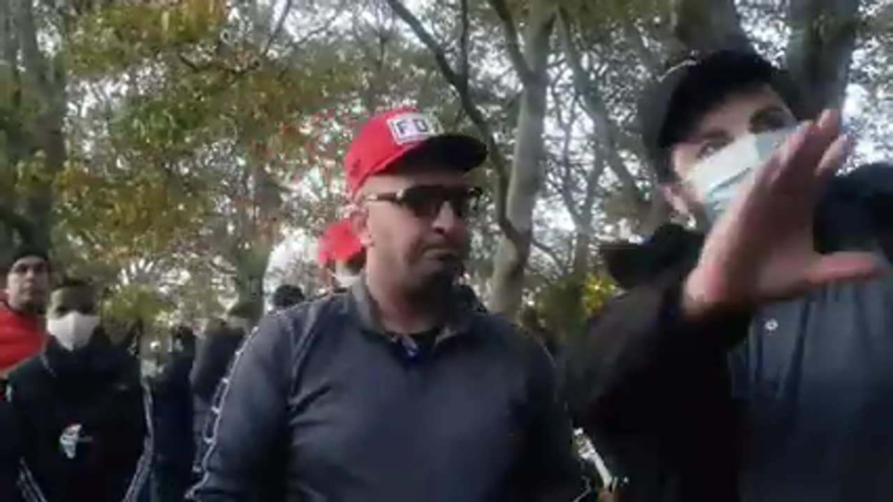 YOU'RE JAHIL!! MO DEEN SPEAKERS CORNER
