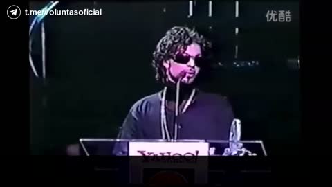 PRINCE, ESCUCHEN CON ATENCIÓN