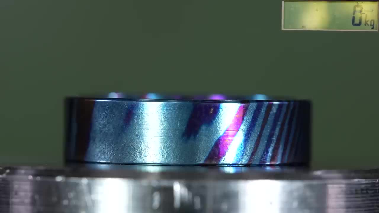 How Strong Is Tungsten Ring? Hydraulic Press Test!2