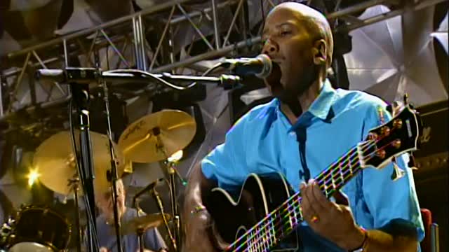 Change the World - Eric Clapton Live on Tour 2001 LA Staples Center