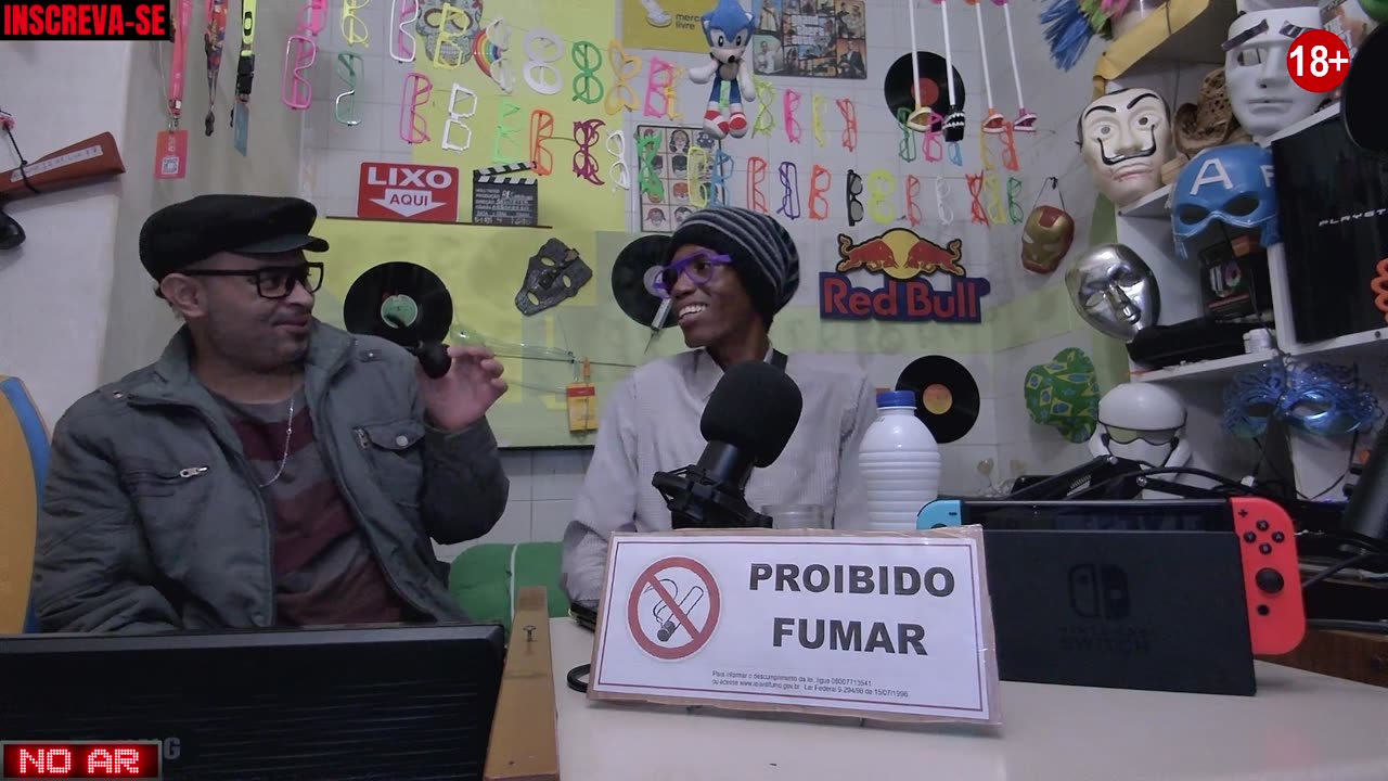 Coisas gueek ,react e humor com SUPERnei : ep 003