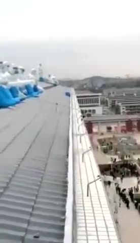 Local government workers in China threatening to commit suicide