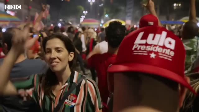 Lula defeats Bolsonaro in Brazil presidential election - BBC News