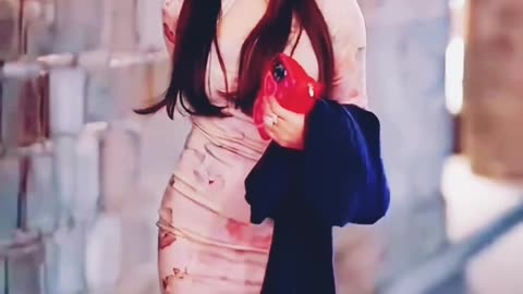 Mordan girls in street walking