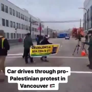 Anti-Israel Activists Surround Car After They Block Intersection, Learn That Was An Unwise Move