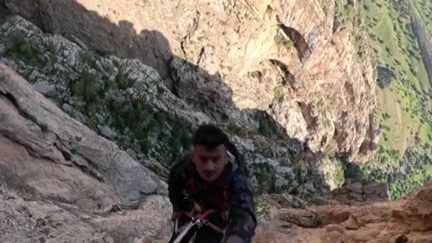 Eagle hunting for its children and feeding them is very interesting
