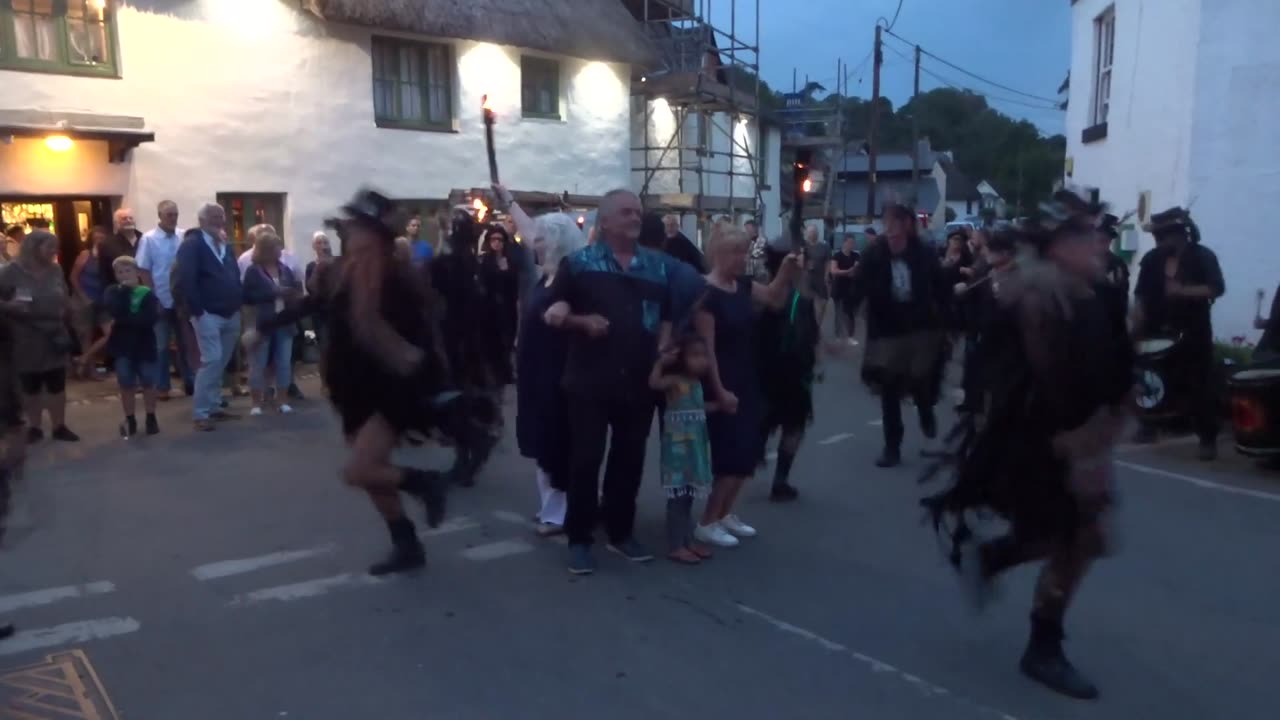 Beltane Border Morris - Firedance - Church House Inn -16 Jun 23