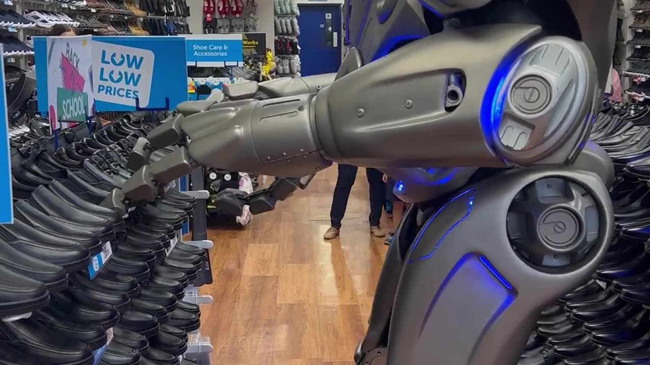 funny video of robot and robot dance