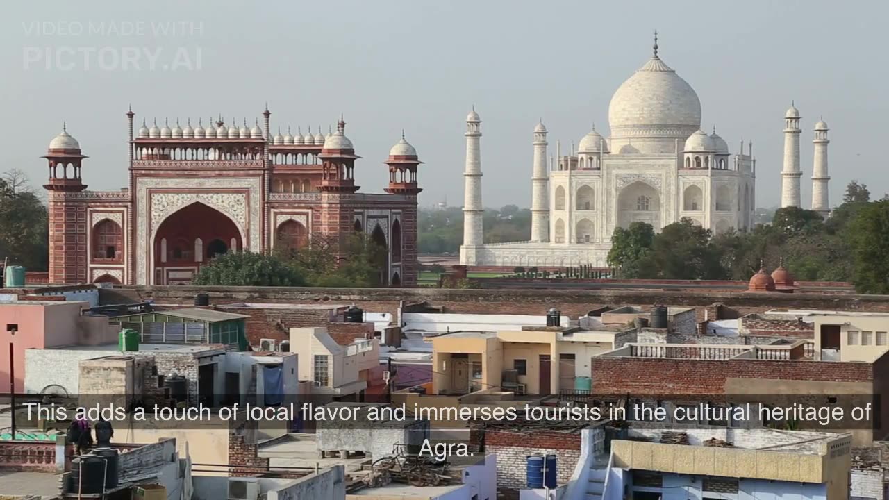Attraction of tourist in Taj mahal