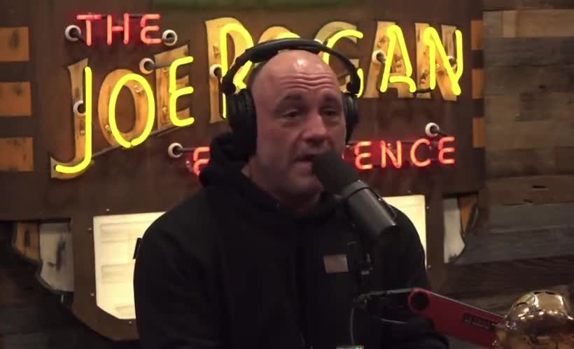 This is millions of people love Joe Rogan. Watch till the end.