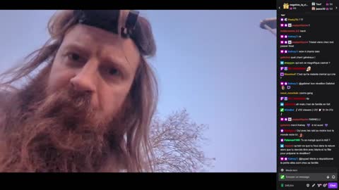 2022-12-24 (3bis) - joyeux Noël! - Twitch Decheterie (version avec chat)