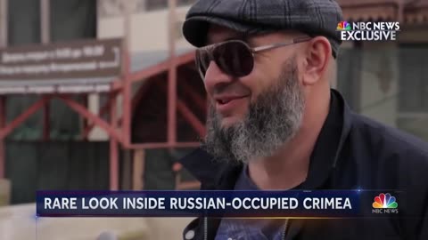 Il giornalista della NBC News Keir Simmons si è recato di recente in Crimea e....